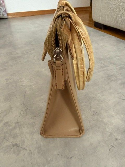 Borse da donna: Sac à main A.Valentino – Usato da Territet venduto da Yvanz 1