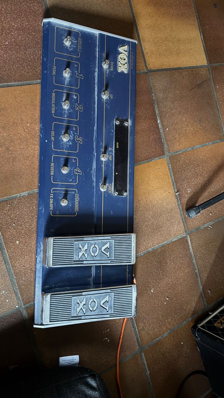 Vox Amplificatori: Vox AD120VTX combo amp – Usato da Oltingen venduto da loraan 7