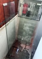 Portes en verre clair trempé 10 mm et un panneau de 3,2 mm