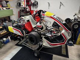 Vend ou échange Kart KZ 125 S-18 Charles Leclerc complet