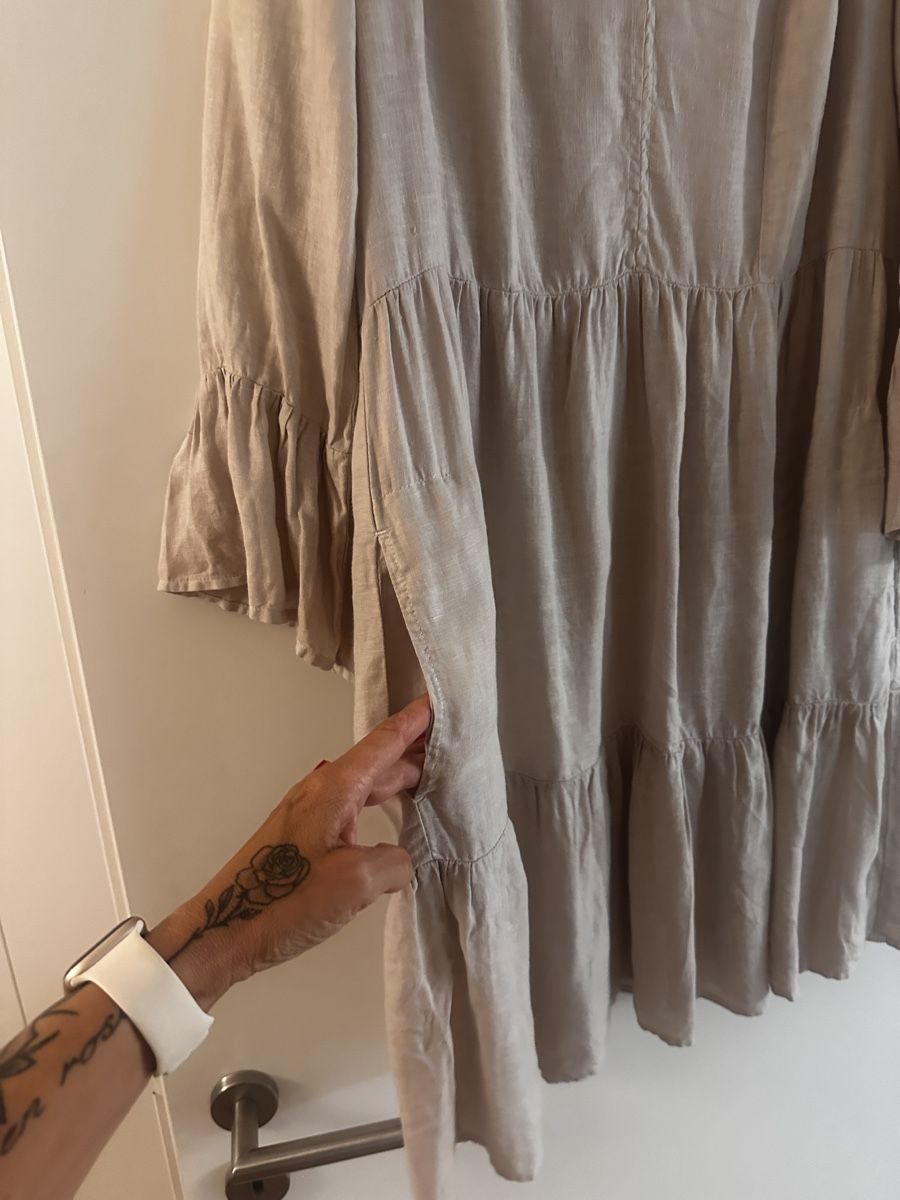 Kleider: Sommerkleid Leinen beige  – Gebraucht aus Kriens von Pilatu 5