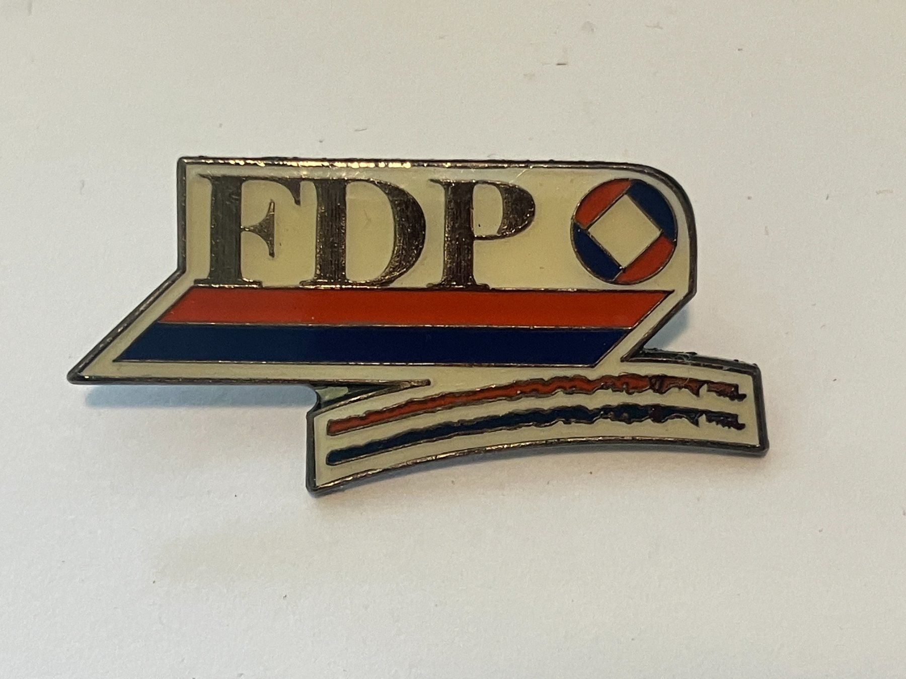 Placchette & Badge: 1 Pin FDP Schweiz – Usato da Basel venduto da djwwpp