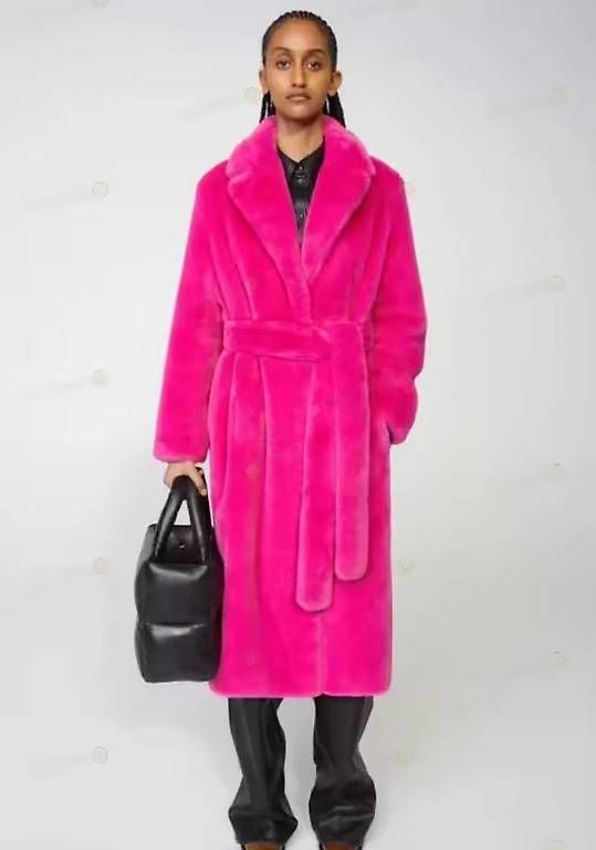 Mäntel: Cappotto invernale rosa shocking! – Gebraucht aus Paradiso von PrimEra 1