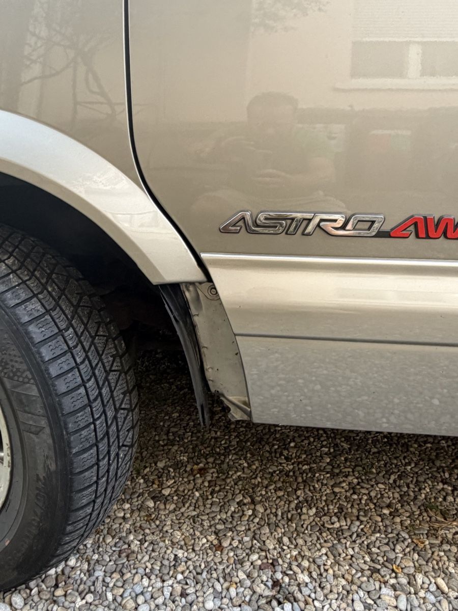 Chevrolet Autos: Chevrolet Astro van 4x4 Camper – D'occasion à Saanen par C.Fischli 8