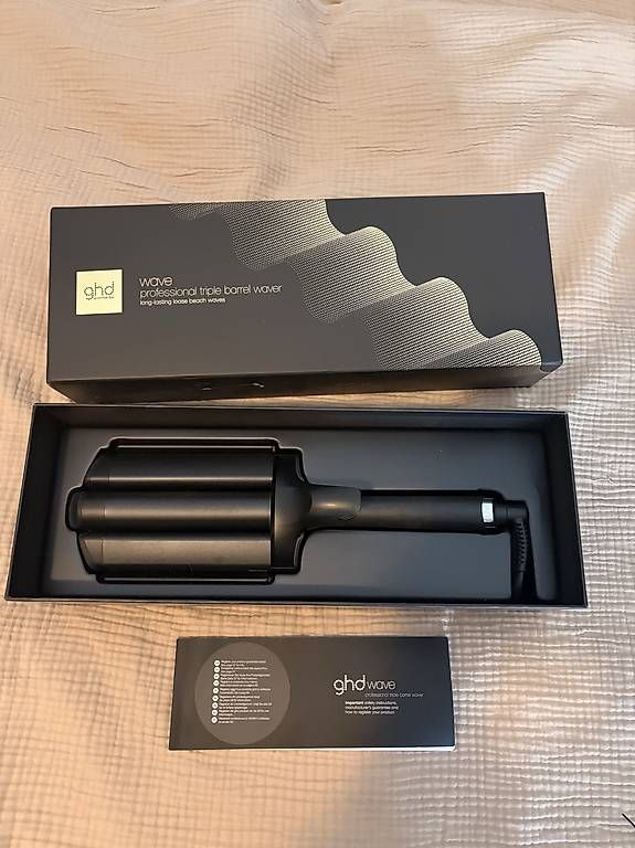 Lockenstäbe & Haarglätter: GHD wave professional triple barrel waver – Neu und originalverpackt aus Wettingen von dionysos03
