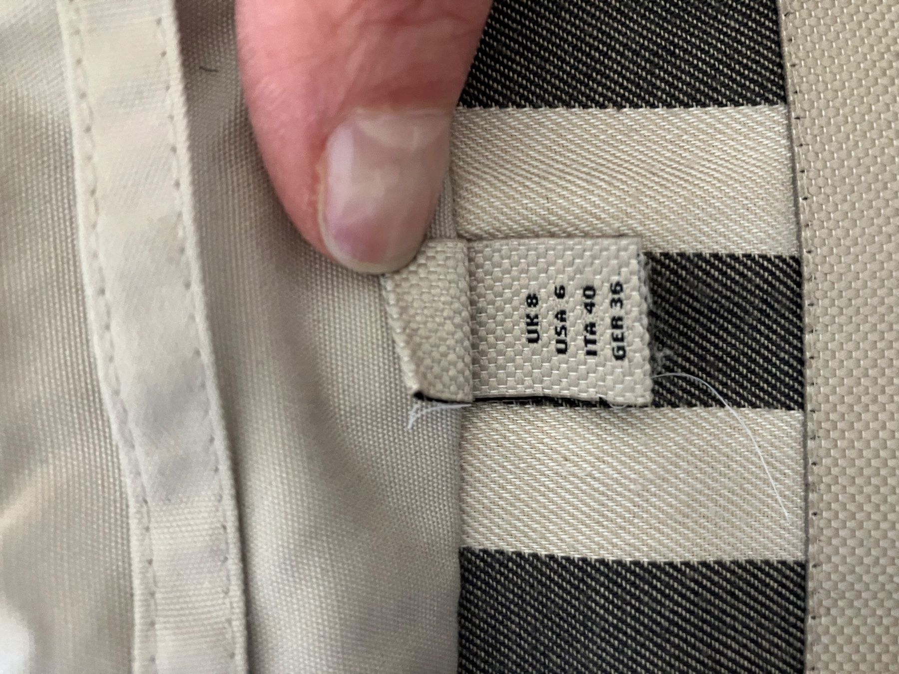 Burberry Cappotti: Burberry - trench 3/4 – Usato da Vich venduto da SophieCo 5