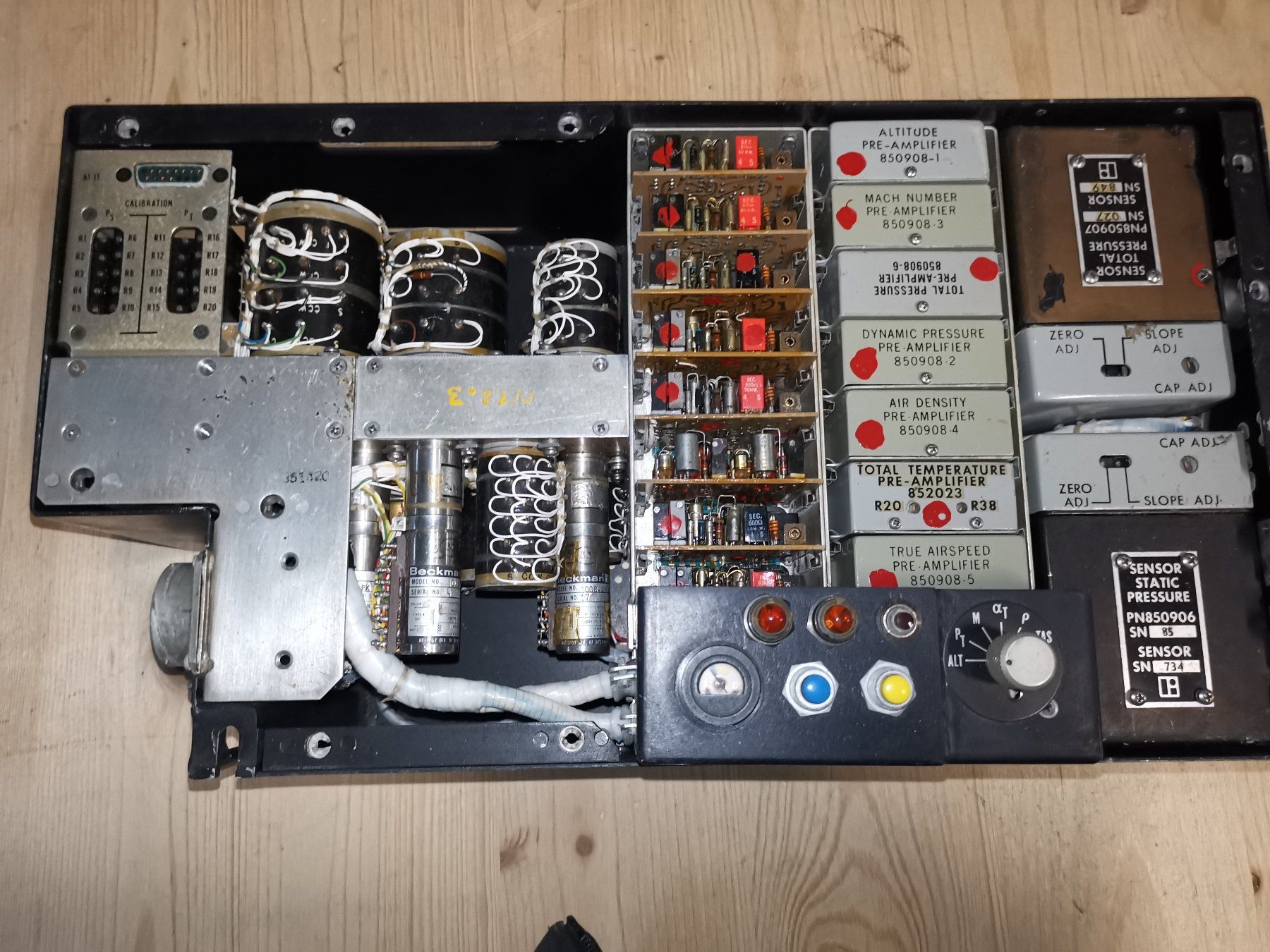 Misurare: Mirage 3S Luftdatenzentrale Schweizer Luftwaffe – Usato da Thalwil venduto da Joe500 4
