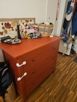 Hemnes - Rote Kommode