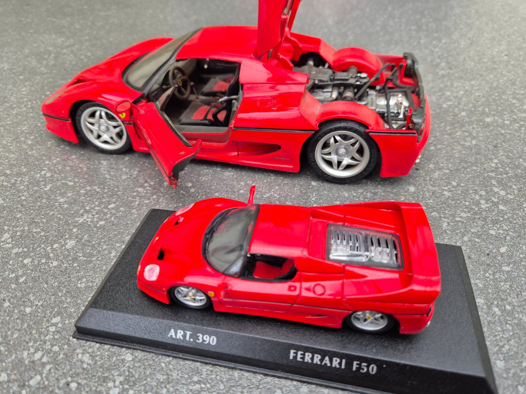 Ferrari Modellautos: Ferrari F50 – Gebraucht aus Oberbuchsiten von