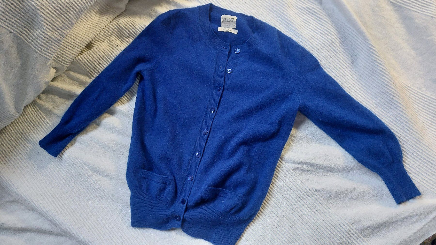 Giacche: Cashmerejäckchen / Pullover – Usato da Münchenstein venduto da Heremesios