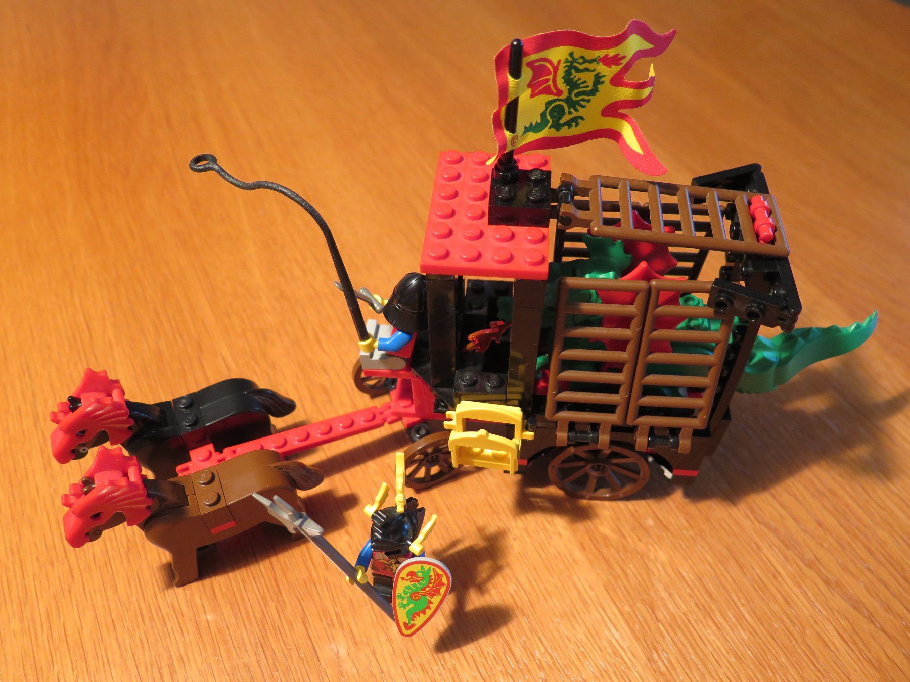 Lego Jeux de construction: Lego Castle 6056 Dragon Wagon – D'occasion à Winterthur par Namo1 1