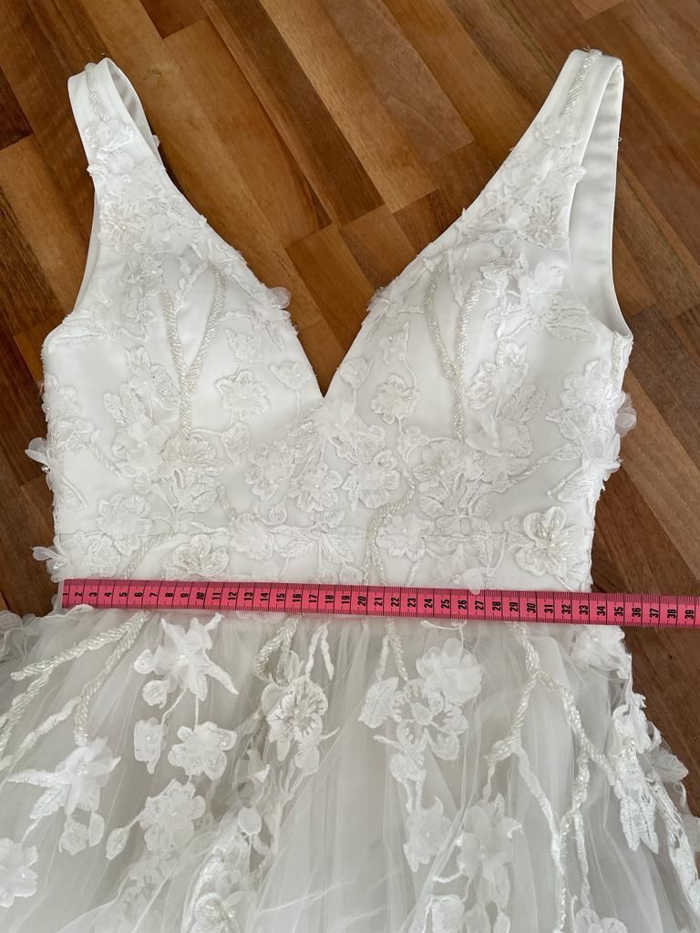 Vestiti: Schönes handarbeite Braut Kleid – Usato da Wettingen venduto da epe_9vbf 4