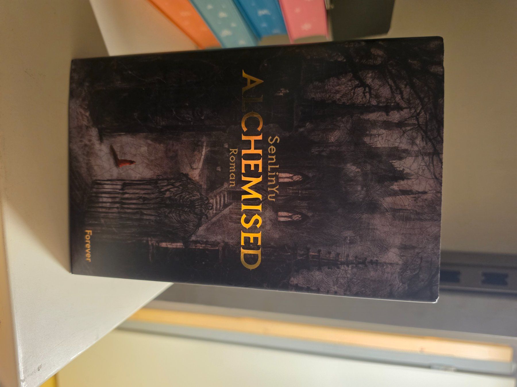 Libri: Alchemised Farbschnitt – Nuovo e nell'imballaggio originale da Ermenswil venduto da sch_t8lk