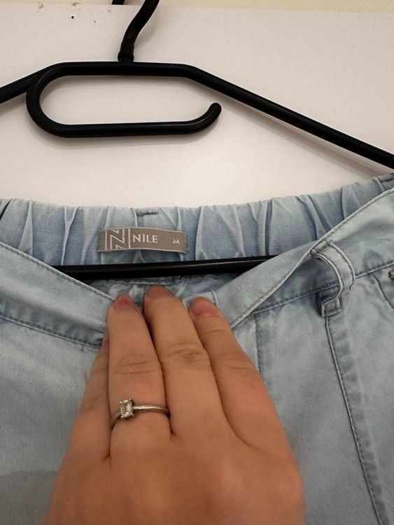 Nile Pantaloni: Nile Sommerhose im Cargo-Stil, Grösse M – Nuovo (secondo la descrizione) da Dietlikon venduto da himmel_ 1