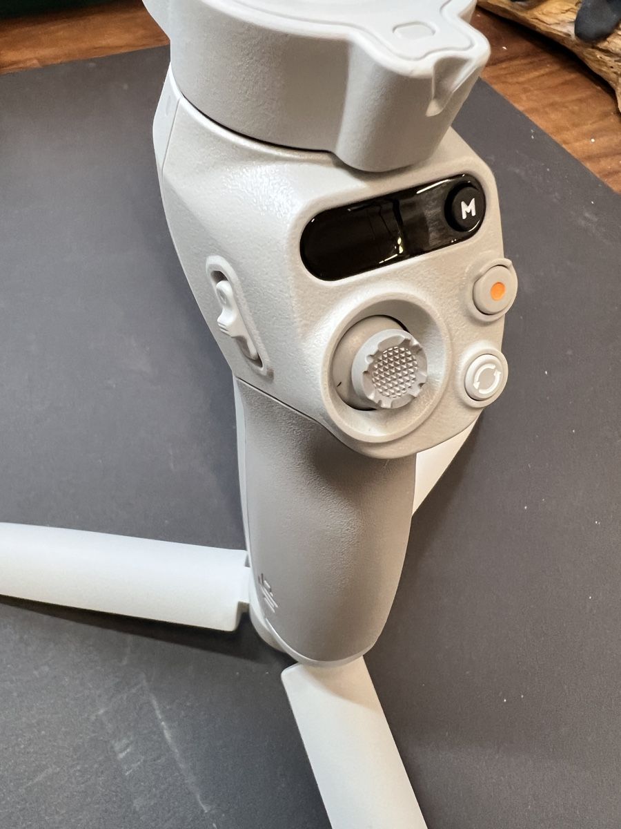 DJI Action Cam: Osmo Mobile SE Gimbal – Usato da Steinen venduto da WfloR