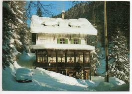 VAL SINESTRA Berghaus Restaurant, Auto