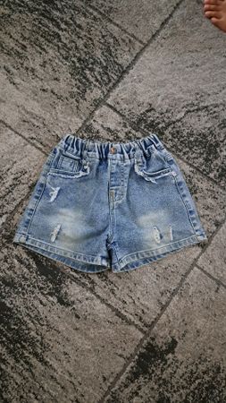 jeans fille taille 140,très bon état 