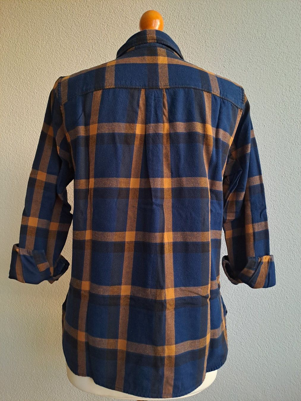 Camicette: Holzfäller-Bluse Uniqlo S – Usato da Volketswil venduto da ronbons 1