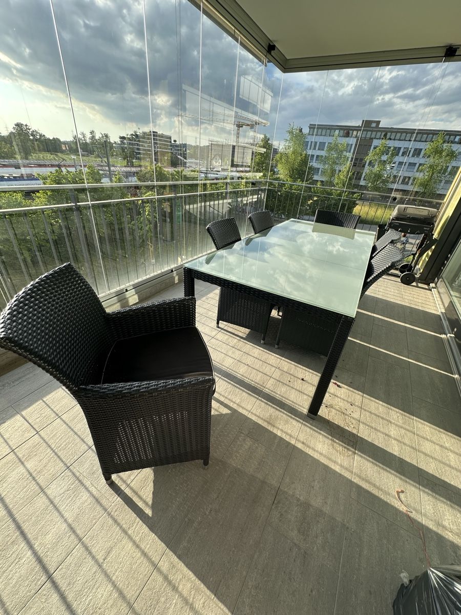 Set de table et chaises: Zebra Marathon Gartentisch mit 6 Stühlen ab 1.-  – D'occasion à Hagendorn par Pokecollectorch 2