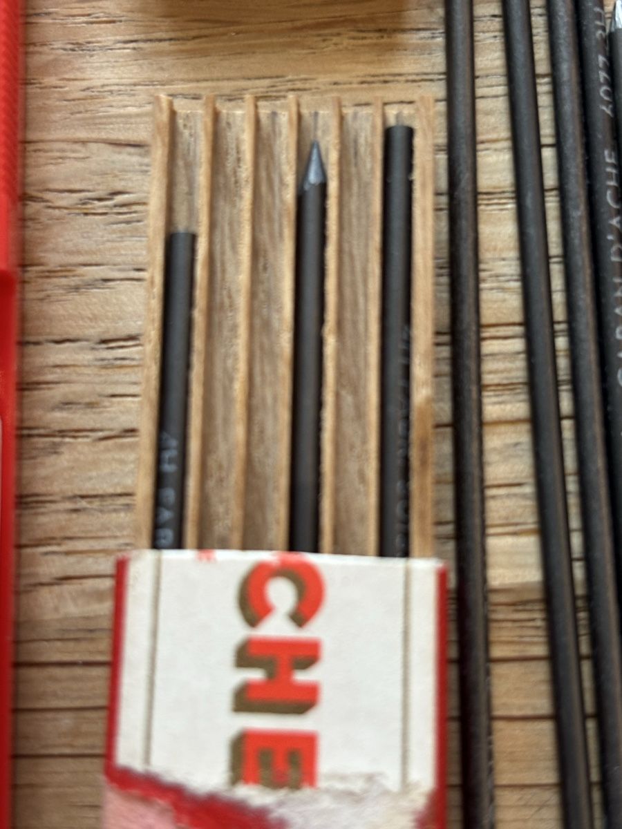 Caran D'Ache Matite, matite colorate & gessi: Caran d'Ache Minen 2H 4H  – Usato da Würenlos venduto da Ashley24 2