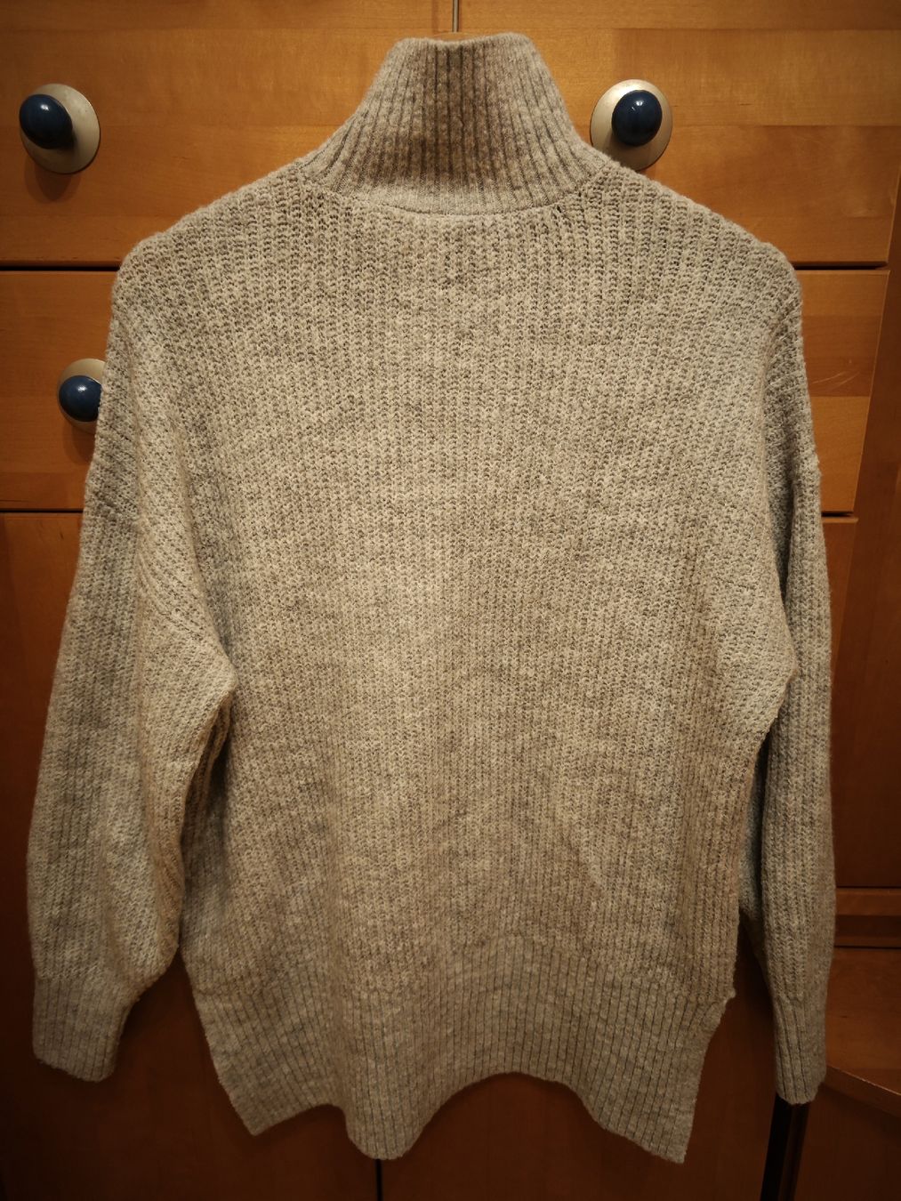 H&M Maglioni & Felpe: H&M Rollkragenpullover hellgrau Gr. XS-S – Usato da Adliswil venduto da coconut1289 3