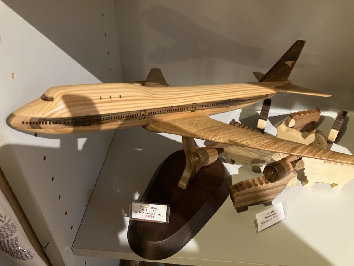 Lockheed Modellbausätze & Standmodelle: Lockeed „Conni“ Super Constellation Modell – Neu und originalverpackt aus Erlenbach im Simmental! von Simmentaler-Perlen 9