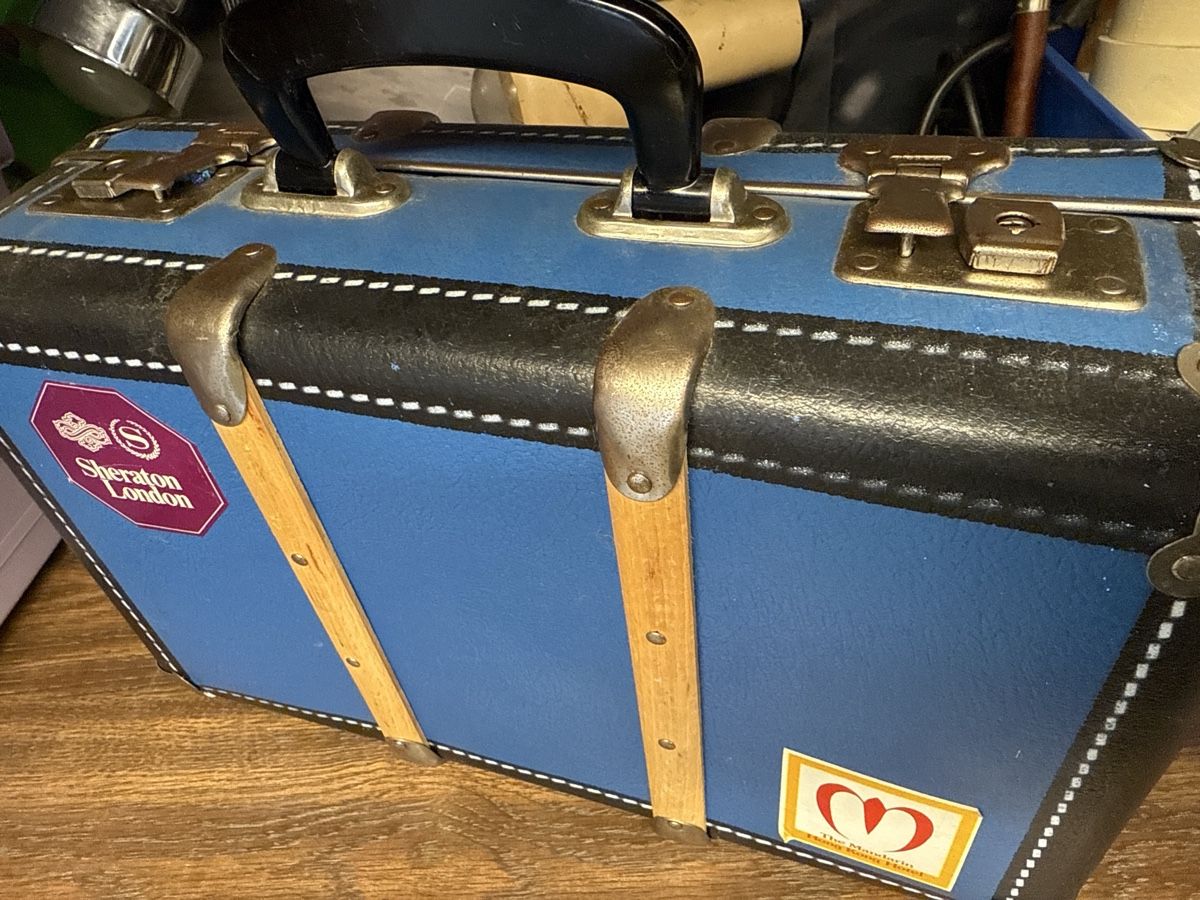 Valigie: Vintage Koffer – Usato da Horriwil venduto da Carrera68 1