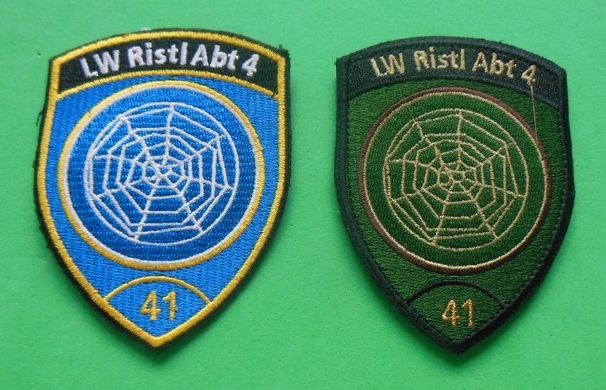 Schweizer Armee Placchette & Badge: LW Ristl Abt 4 / 41 – Usato da Zwillikon venduto da Boban69