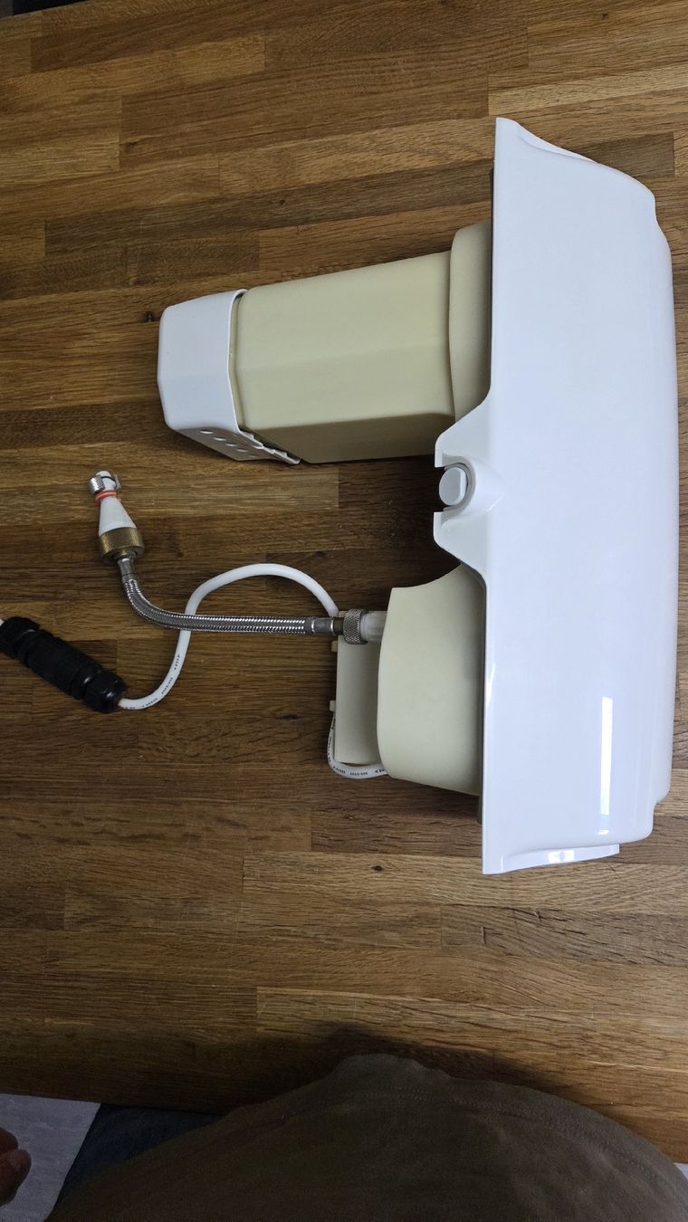 Geberit WC: Geberit Aquaclean Sela, Defekt ,Dusch-WC – Difettoso da Dornach venduto da Ihsan2 1