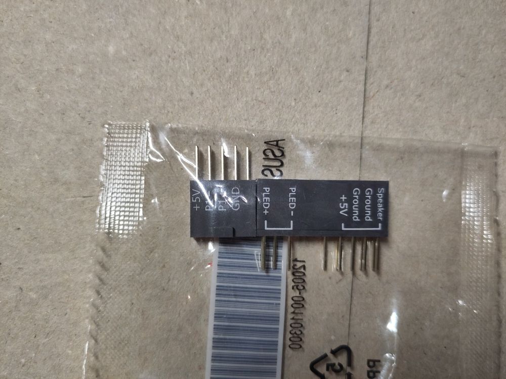 diverse Kabel Noctua Fan Adapter, 4Pin 3x Splitter,... Kaufen auf Ricardo