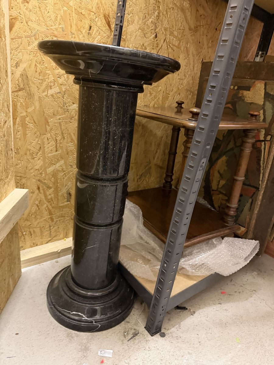 Sculture & Statue: Massive Marmor Säule – Usato da Wettingen venduto da NickInc