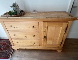 Massive Holzkommode Schublade