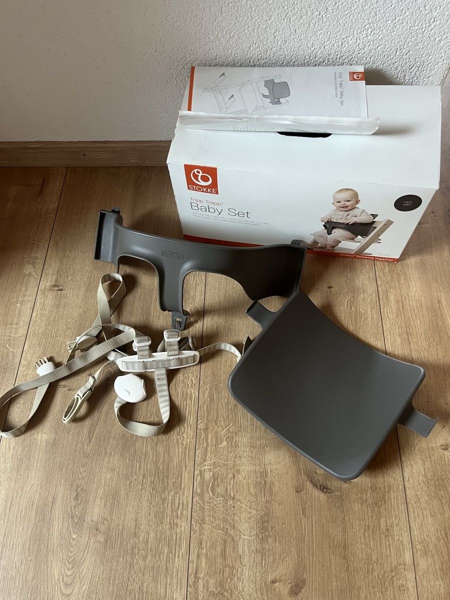 Stokke Hochstühle: Tripp Trapp Babyset mit Gurt – Gebraucht aus Zuckenriet von ca_ac