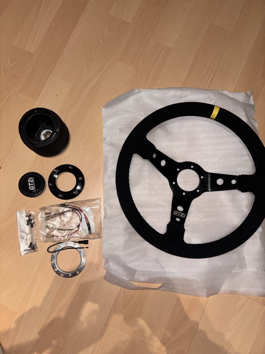 Tutti pezzi di ricambio auto: Volant GT2i – Nuovo e nell'imballaggio originale da Neuchâtel venduto da Teix_d 1