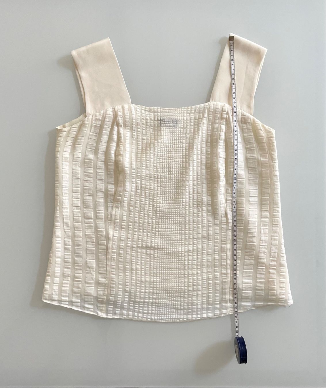 Akris Tops: AKRIS Top donna in seta e cotone bianco panna – Gebraucht aus Bellinzona von Sveva-Style-Hunter 4
