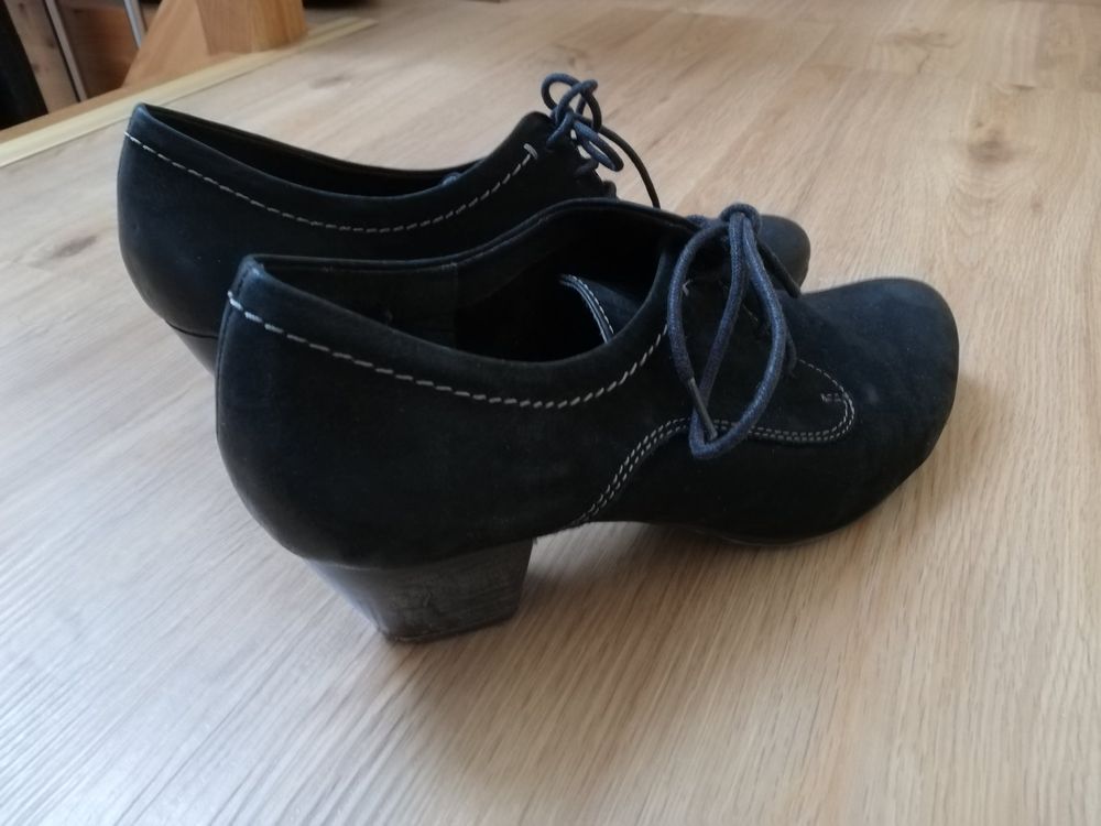 Chaussures femmes: Tamaris Lederschuhe m. Absatz elegant Büro Freizeit Vintage – D'occasion à Bütschwil par man_7zly 5