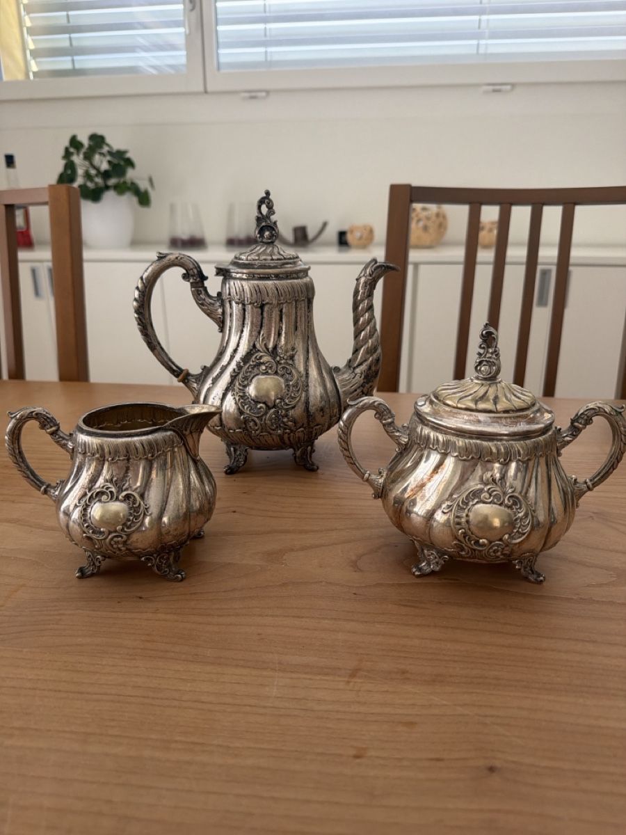 Set di piatti: Antikes Silber-Kaffeeservice 3-teilig – Usato da Münchenstein venduto da mjaaxx