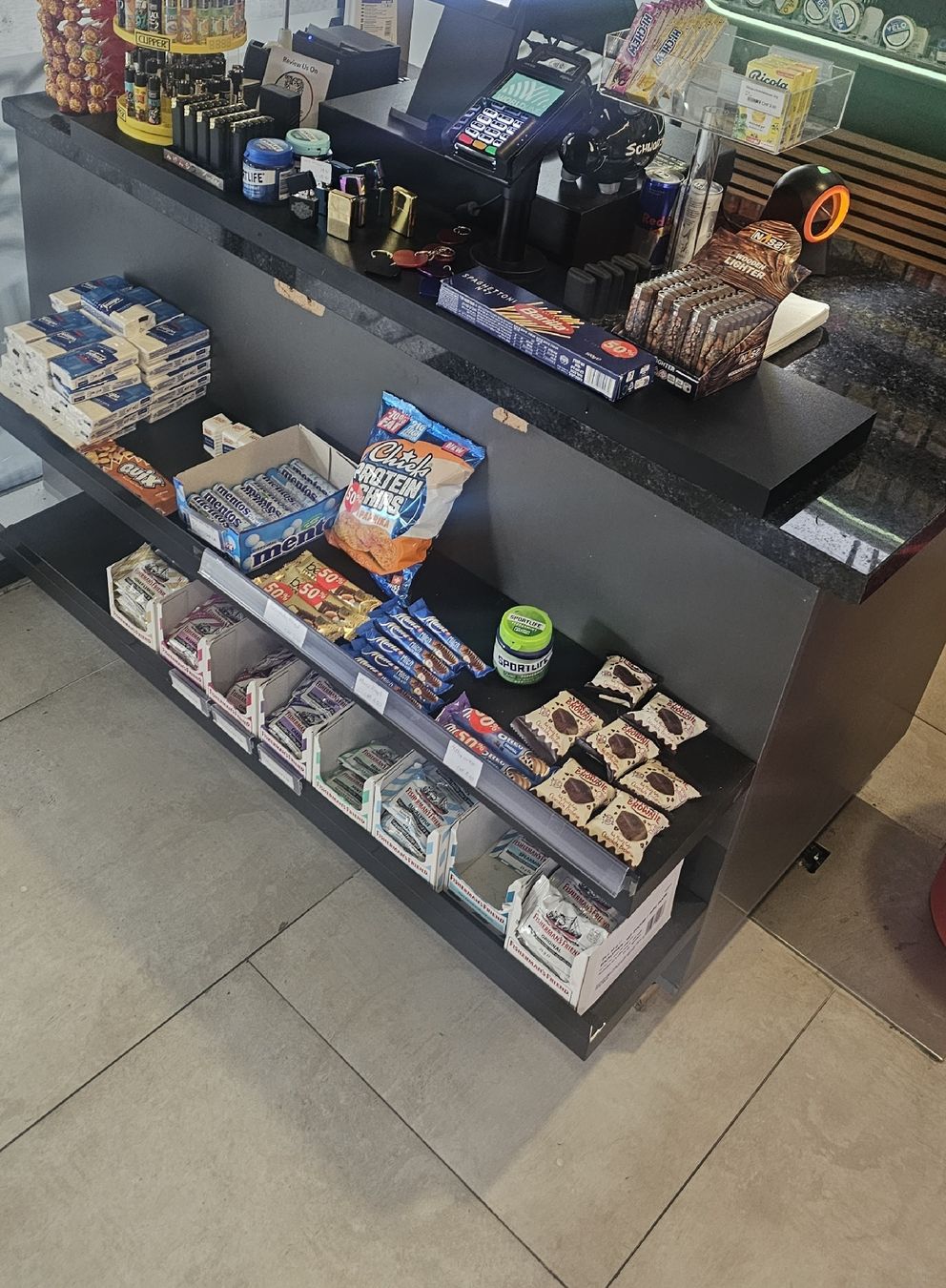 Allestimento di negozi e stand fieristici: Kassentheke Kiosk Theke  – Usato da Dottikon venduto da kuli21