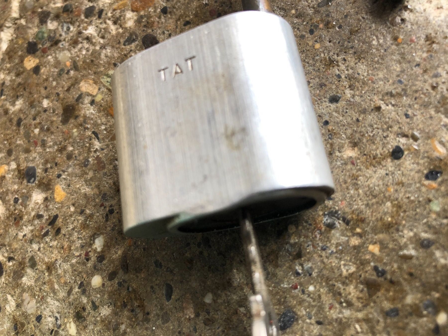 Cadenas: Altes schloss – D'occasion à Reinach AG par rares75 2
