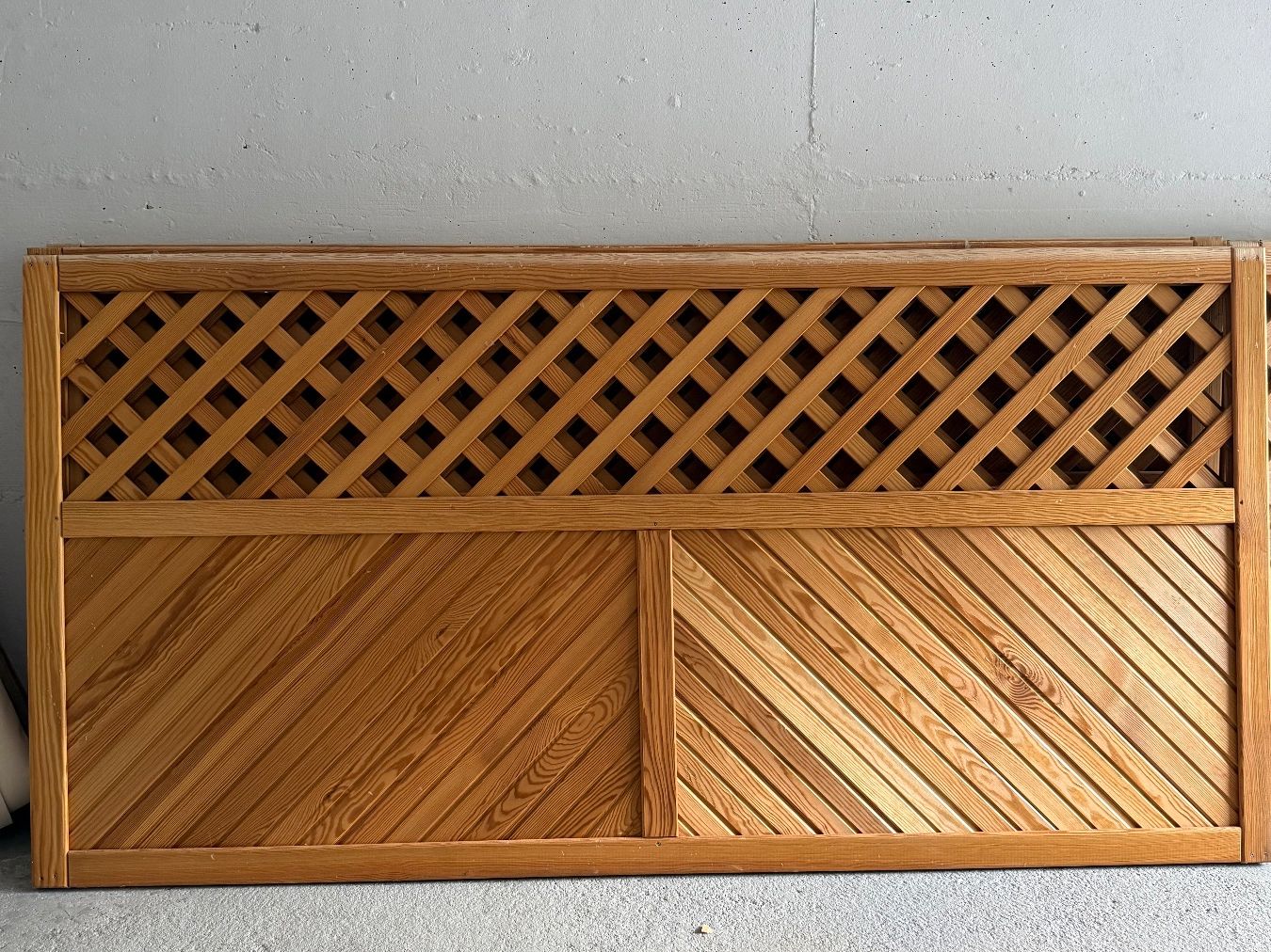 Articles en bois: Sichtschutz  180cmx90cm – D'occasion à Emmenbrücke par mar_2wwr