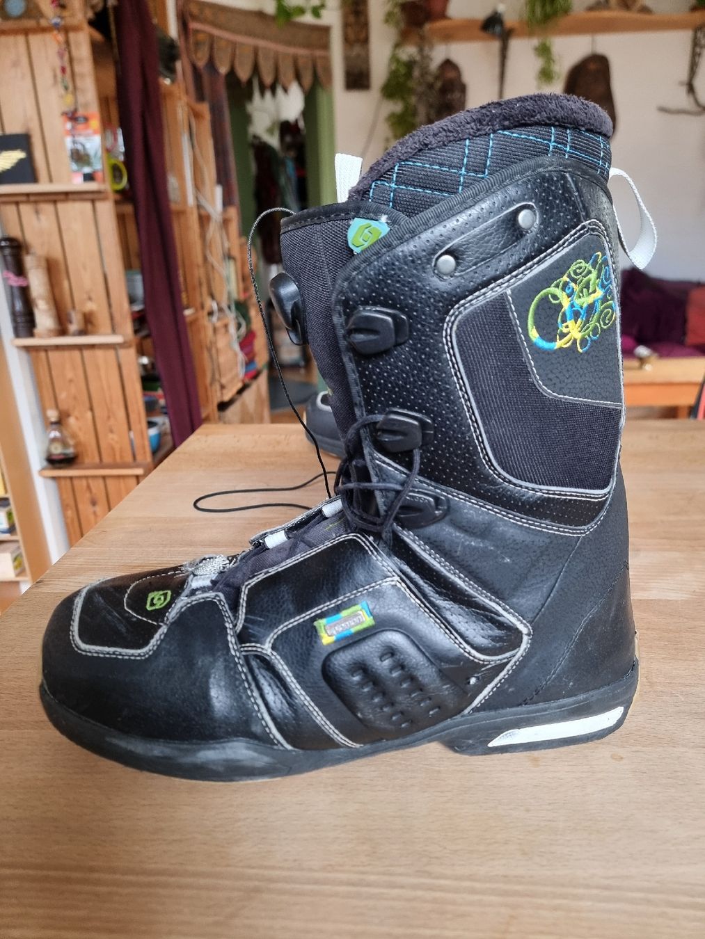 Scarpe da uomo: Snowboard Schuhe grösse 47 – Usato da Degersheim venduto da easylife01
