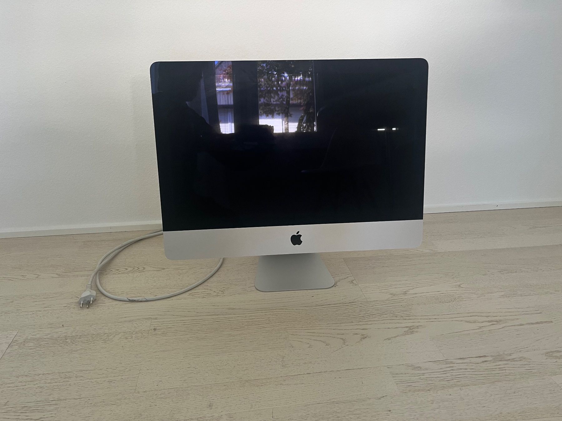 Apple PCs: iMac (21.5-inch, Late 2013) – Gebraucht aus Uitikon Waldegg von  1
