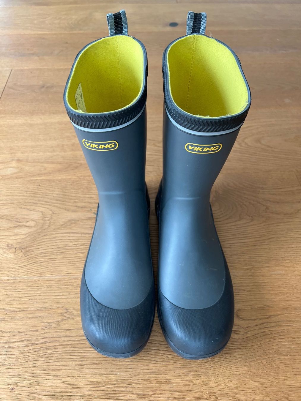 Viking Schuhe für Jungen: Gummistiefel von Viking Grösse 39 – Gebraucht aus Lengnau BE von Rubin27 1