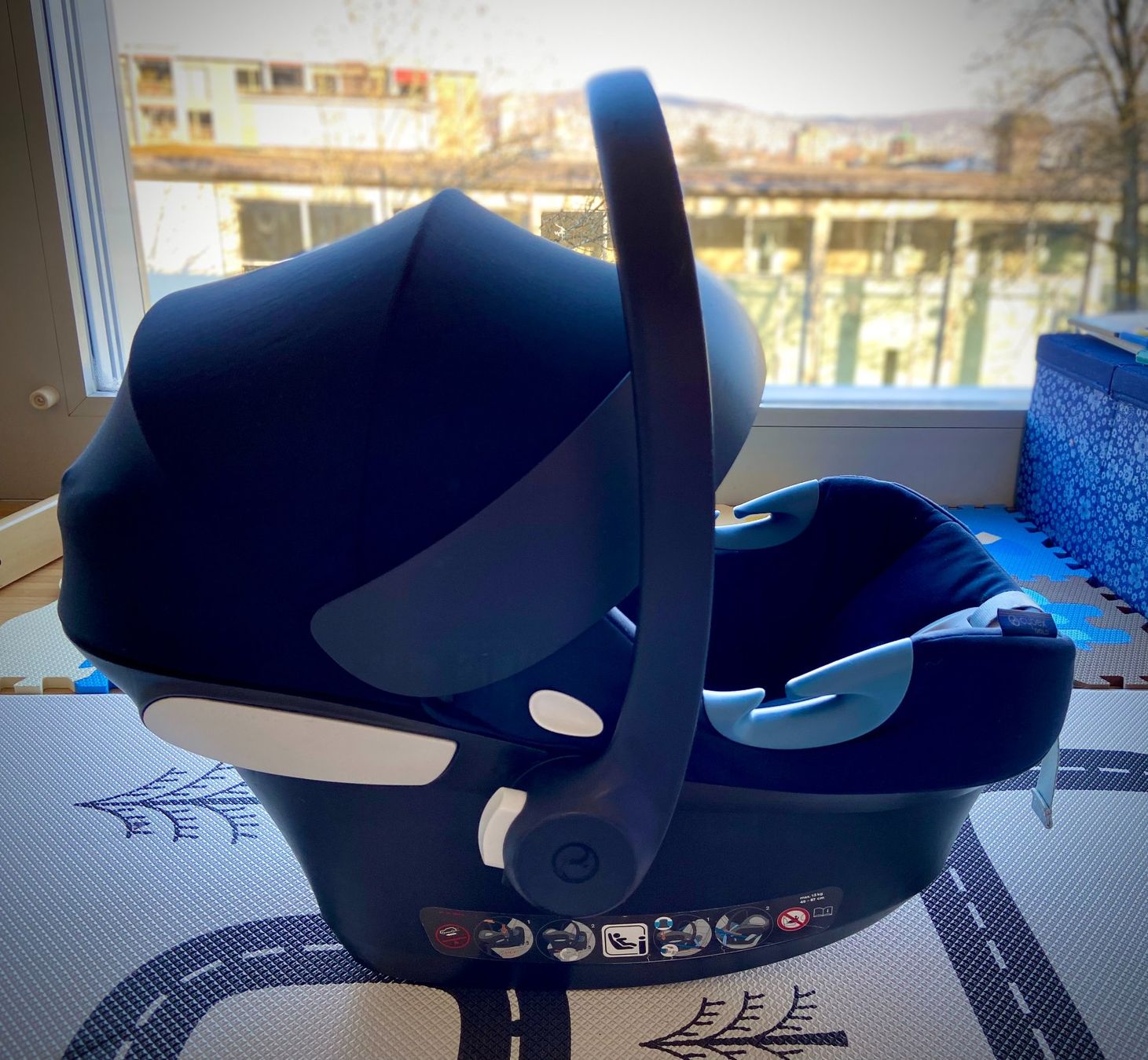Cybex Seggiolini per auto: Auto Kindersitz Cybex Aton Q – Usato da Zürich venduto da Ricpat