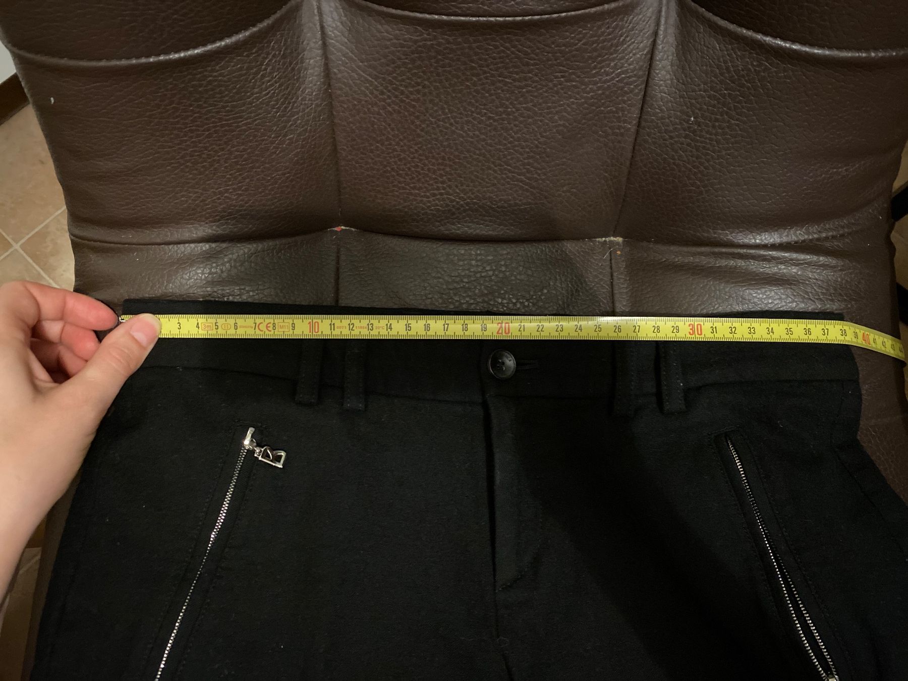 Bogner Pantaloni: Bogner Hose schwarz Gr 68 (ca 36) – Usato da Langenthal venduto da morena86 3