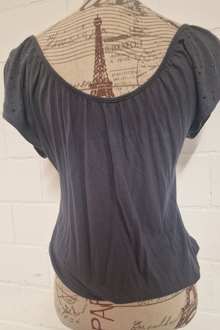 T-shirt: T-Shirt mit Steinen, ONLY,  Gr. S – Usato da Rütihof venduto da tweedy123 1