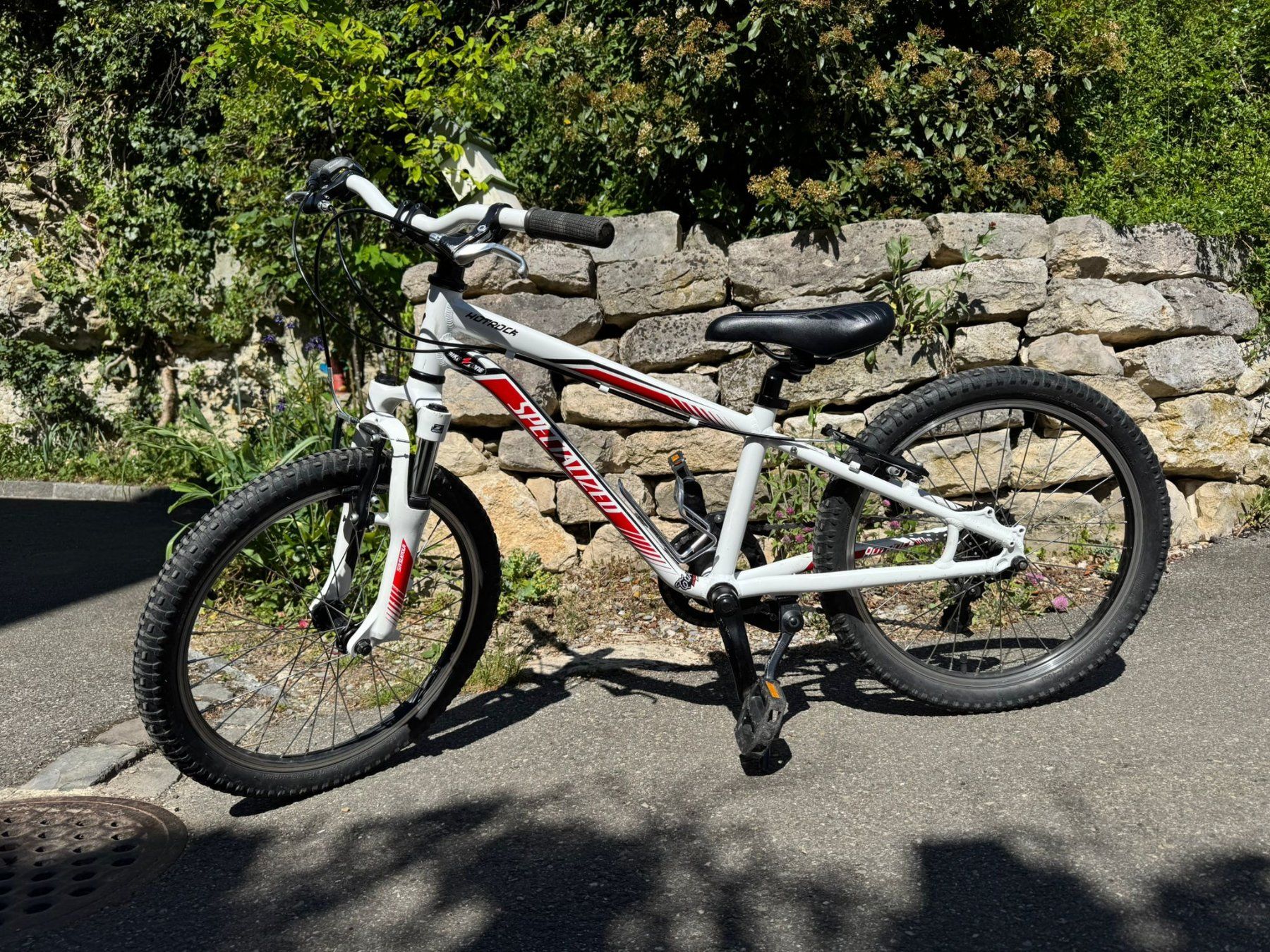 Specialized Biciclette: Specialized HOTROCK mit 20 Zoll Rädern – Usato da Baden venduto da okne