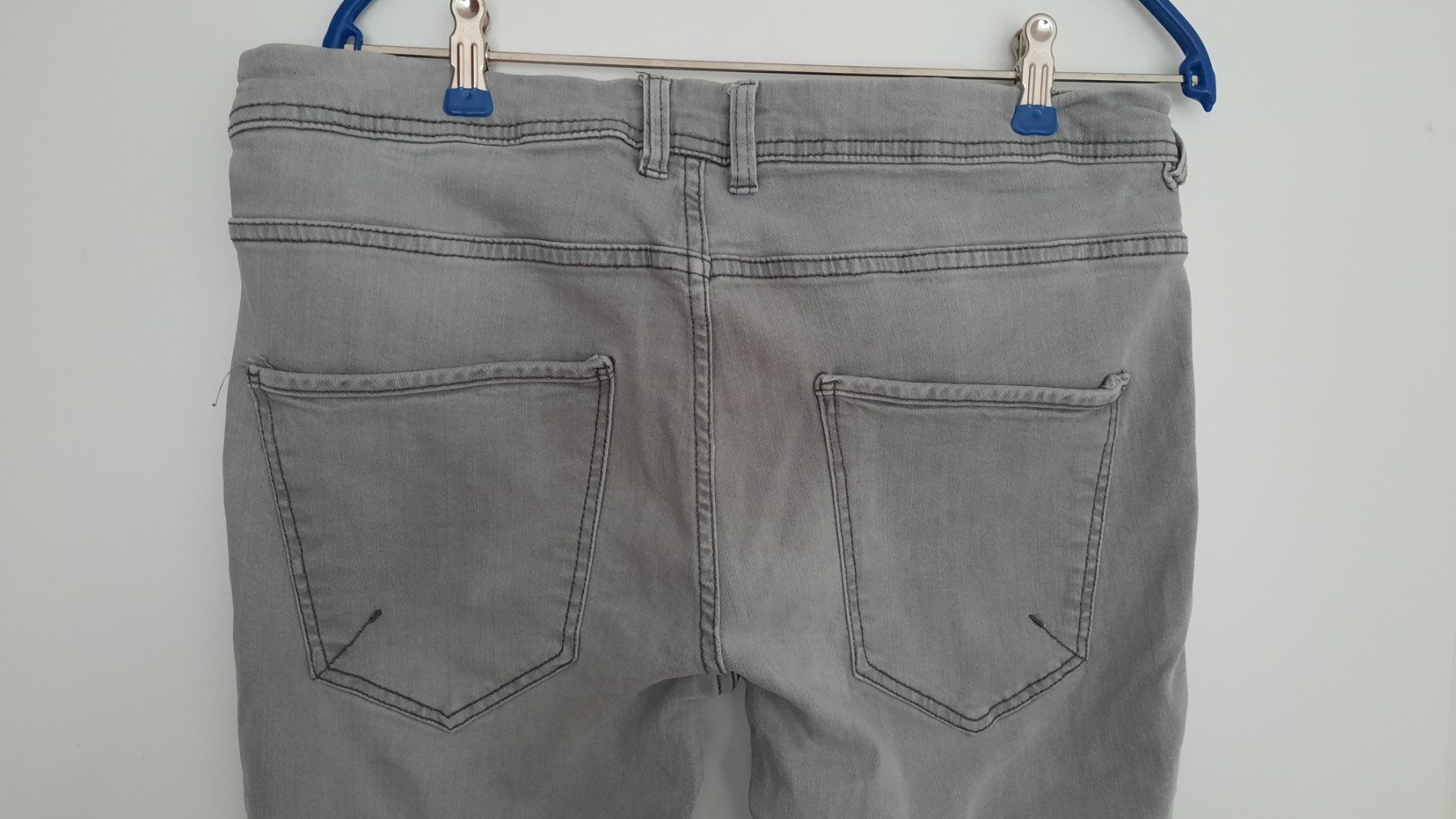 Hosen: ***PIAZA*** Jeans Gr. 48 hellgrau – Gebraucht aus Wädenswil von H2H_Secondhandshop 2