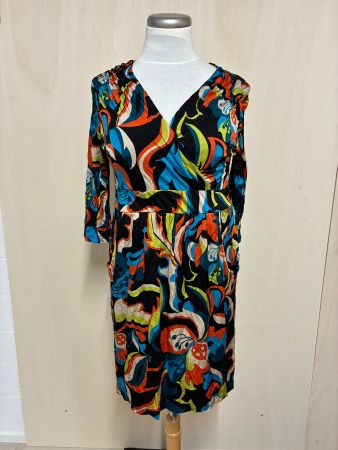 Farbenfrohes Kleid von Wallis Grösse 40 mit Wickeleffekt
