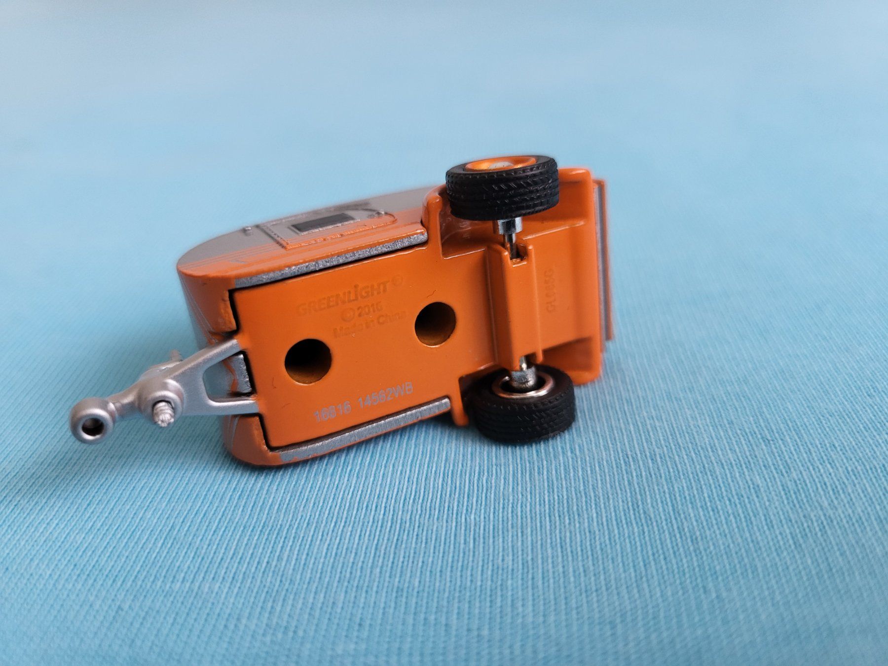 Greenlight Modellini d'auto: Greenlight, Camping Trailer "Teardrop" – Nuovo (secondo la descrizione) da Glattbrugg venduto da PhilKrill 5